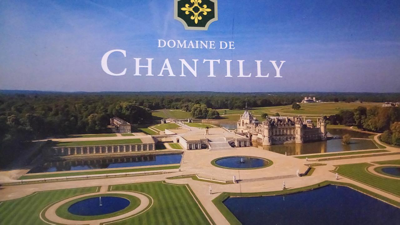 Hotel Restaurant - La Ferme De Vaux Creil Kültér fotó